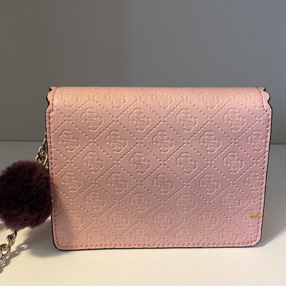 2 for $30 🌈 Guess Rayna Mini Flap Crossbody Purse - Picture 5 of 6